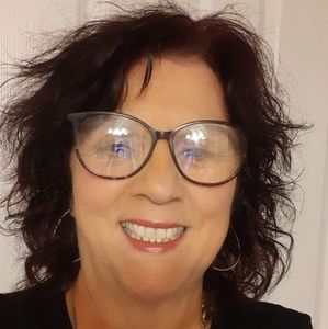 Meet your Posher, Joyce mary